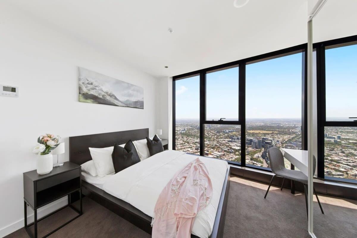 Apartment A Cozy 3br With Panoramic Views Free Parking Melbourne