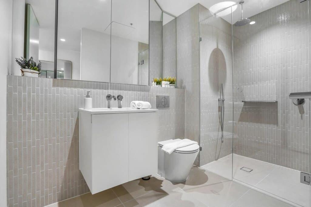 High Rise Southbank Luxury