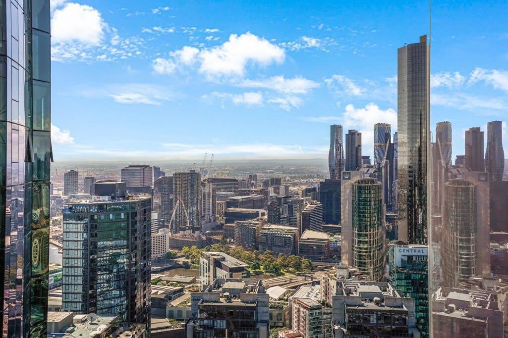 High Rise Southbank Luxury Apartment Melbourne