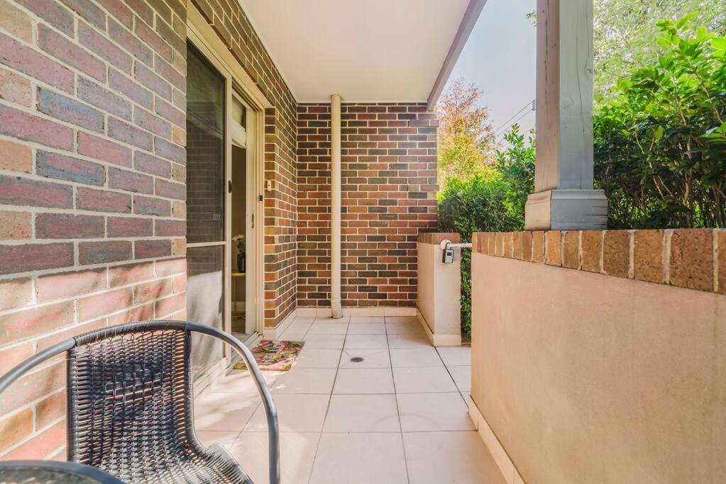Harp Haven - Contemporary In Suburban Tree Lined Kew * Melbourne