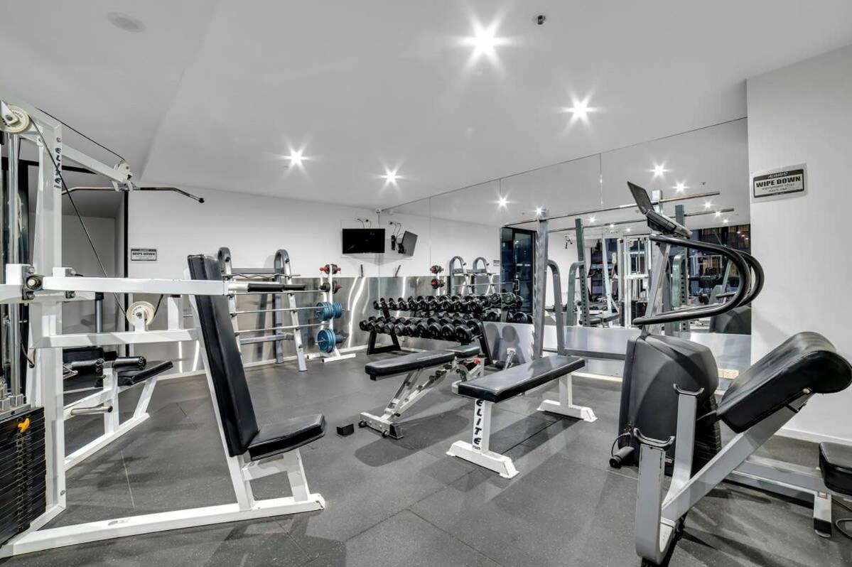 Breathtaking Docklands Water View Apt W Parking * Melbourne