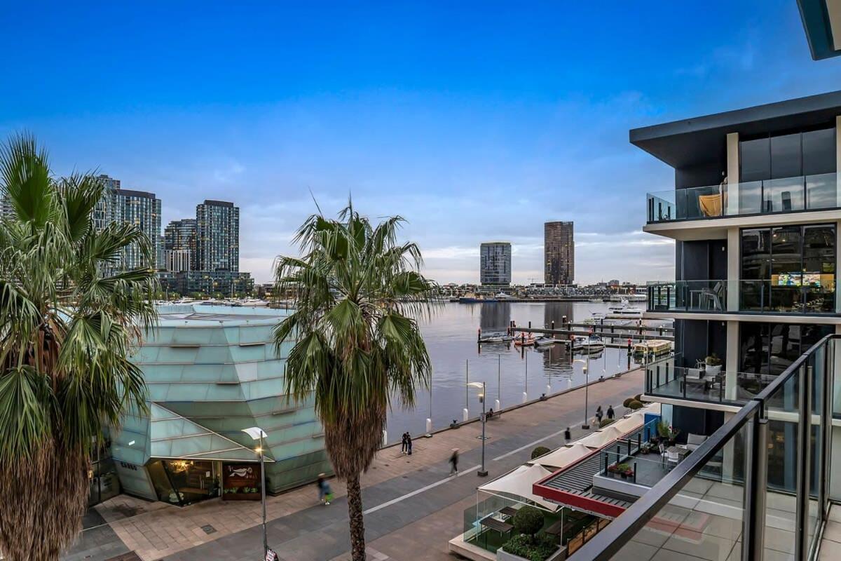 Breathtaking Docklands Water View Apt W Parking * Melbourne