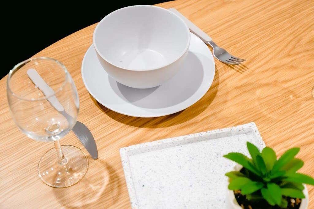 Penny Lane - 2br In The Heart Of Moonee Ponds Apartment