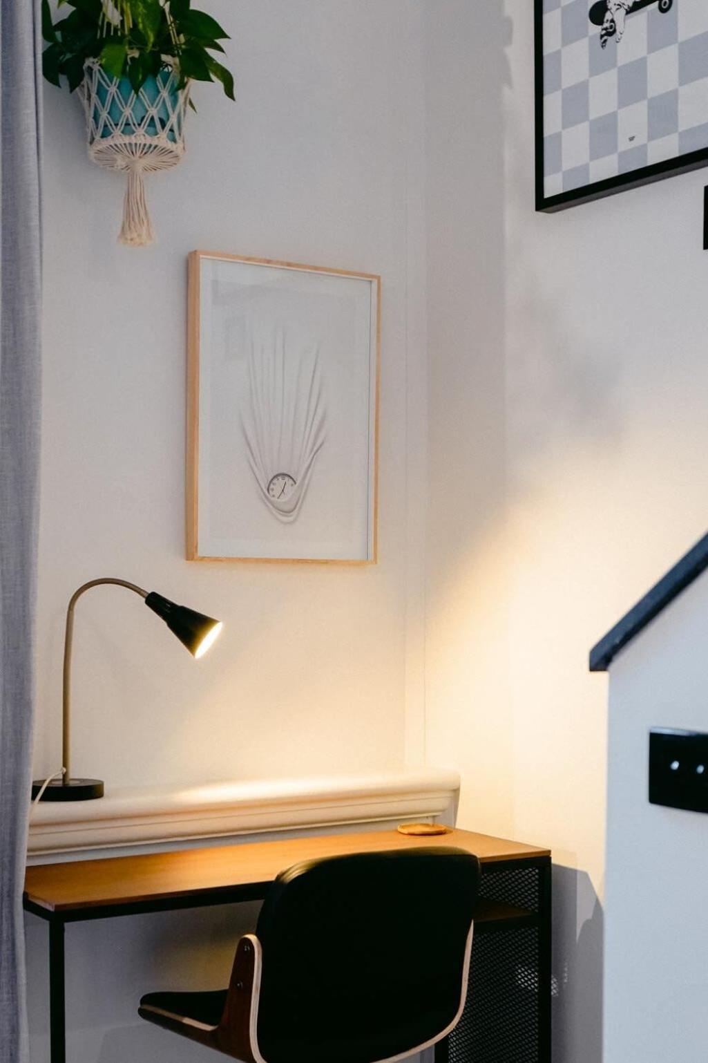 Historic & Designer Loft Style Apt+parking Pool * Melbourne