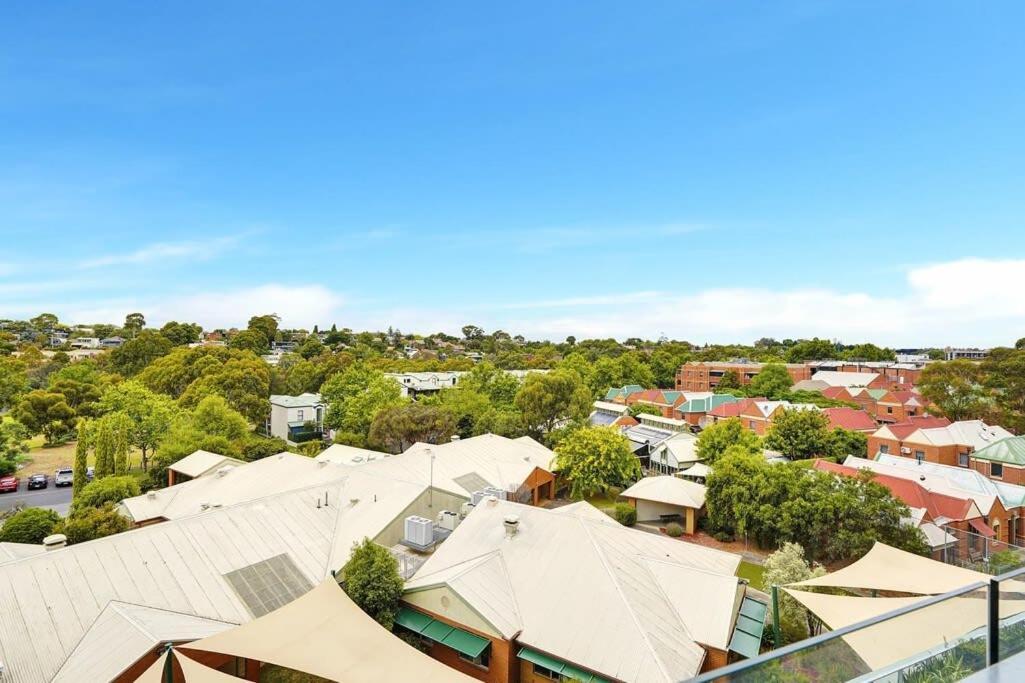 Richmond Heritage Executive For 2 W Parking Apartment *