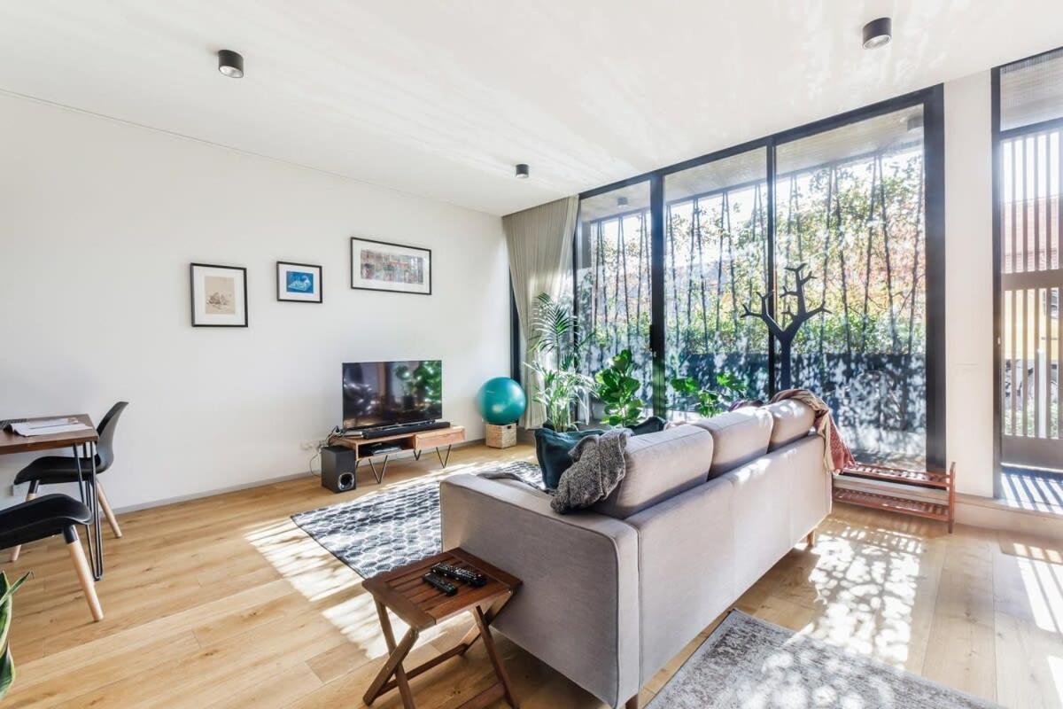 Premium Executive In The Heart Of Fitzroy Apartment