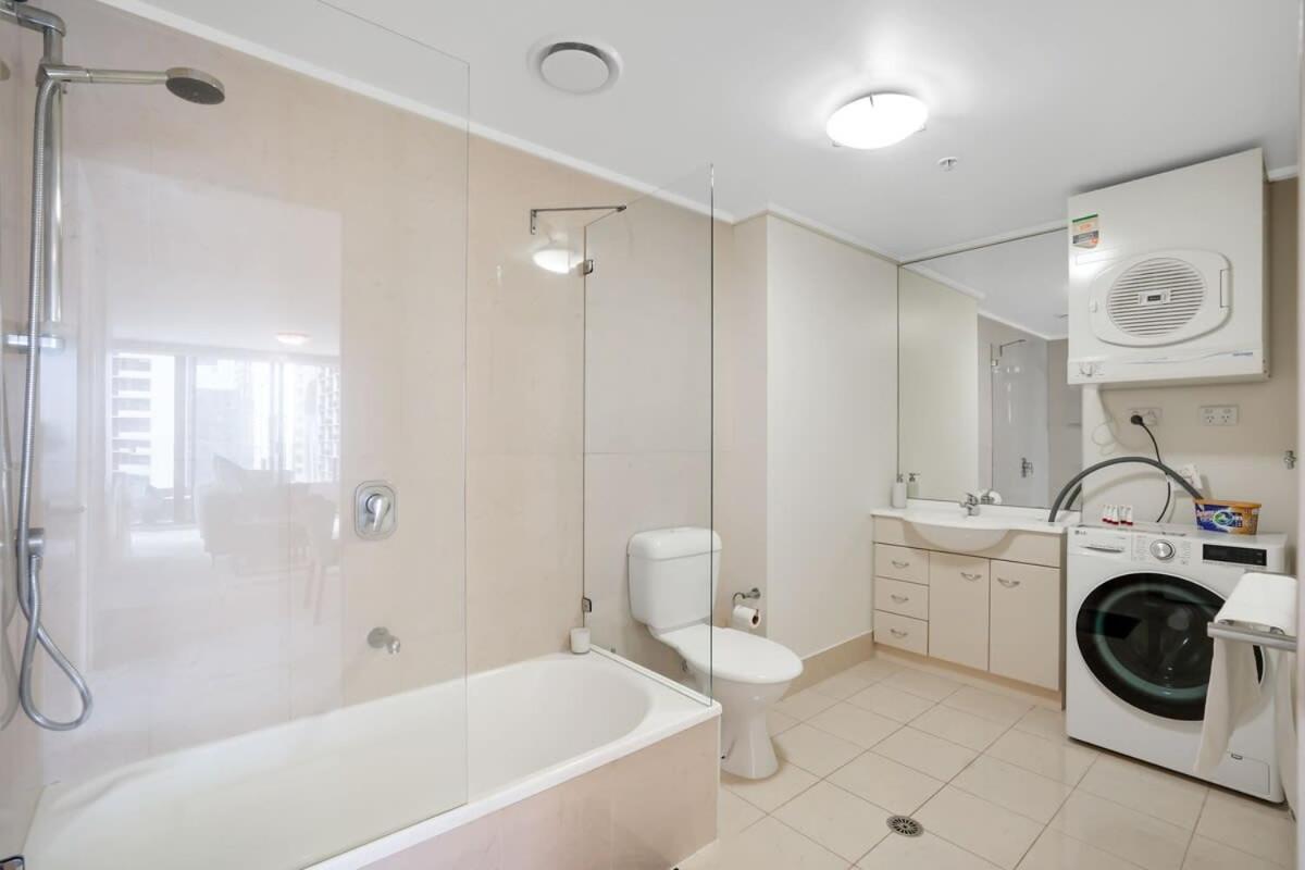 Spacious&cozy 2 Bedroom Point Apartment *