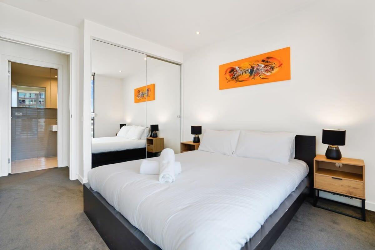Grosvenor On Queens Luxury Cbd Apartment Melbourne