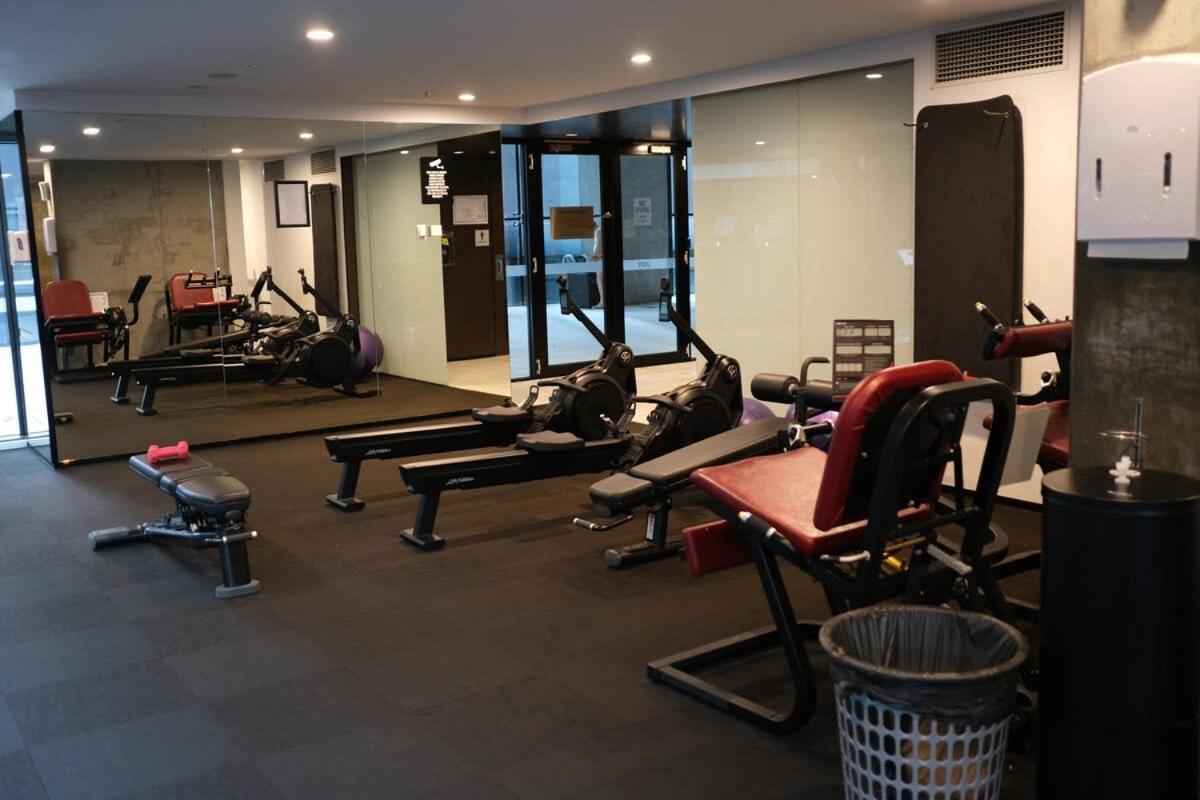 Apartment Upper West Side Gem On 44th Floor W Pool + Gym Melbourne