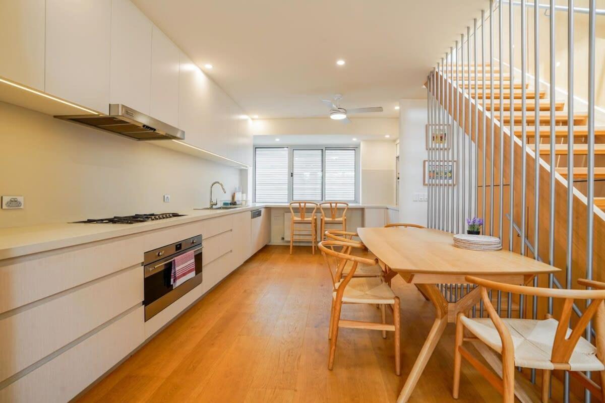 Holiday home Victorian City-fringe 3lvl @carlton Lifestyle