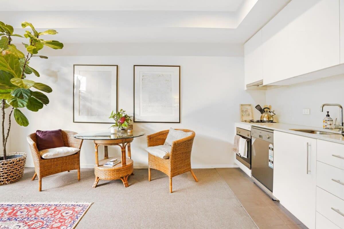 The Richmond - Bright 1br Oasis W Parking Apartment