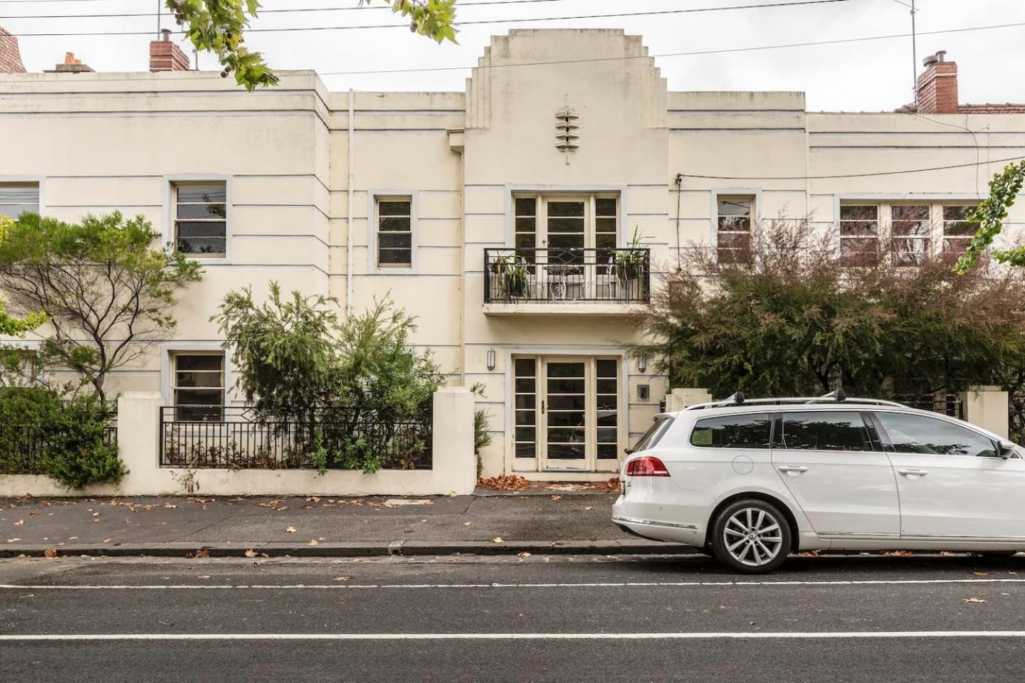 Flair - Cultural Vibrancy & Historical Charm Apartment