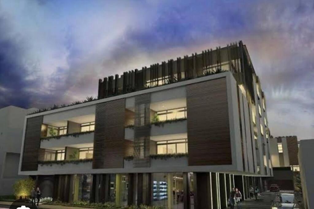 Apartment Heart Of Mel East Afl Season Start *
