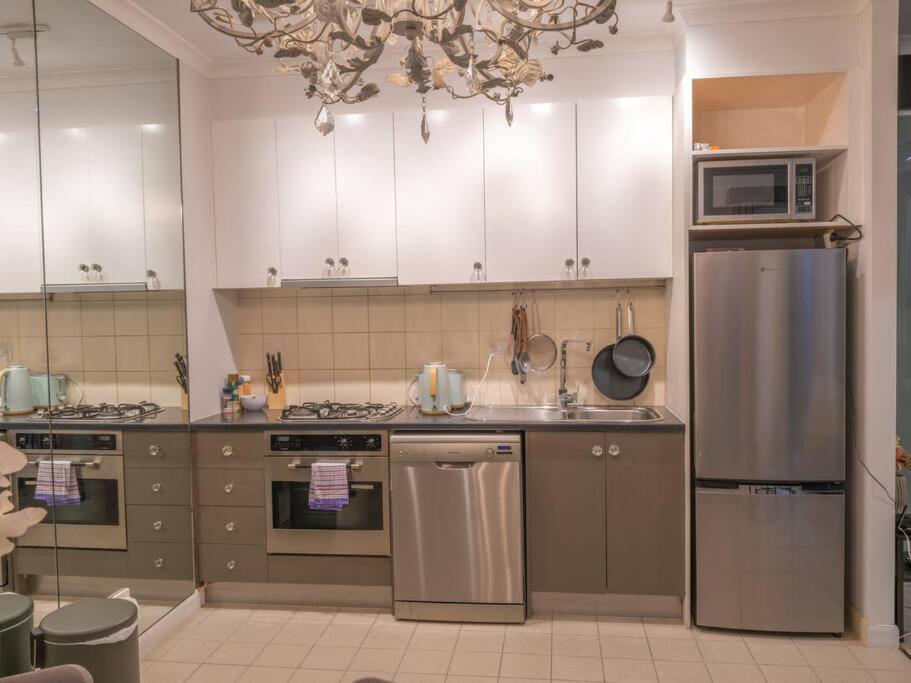 Luxury On Flinders Lane Melbourne