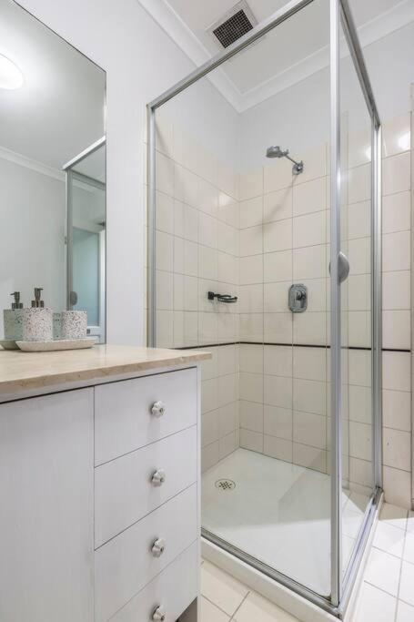 Apartment Luxury On Flinders Lane