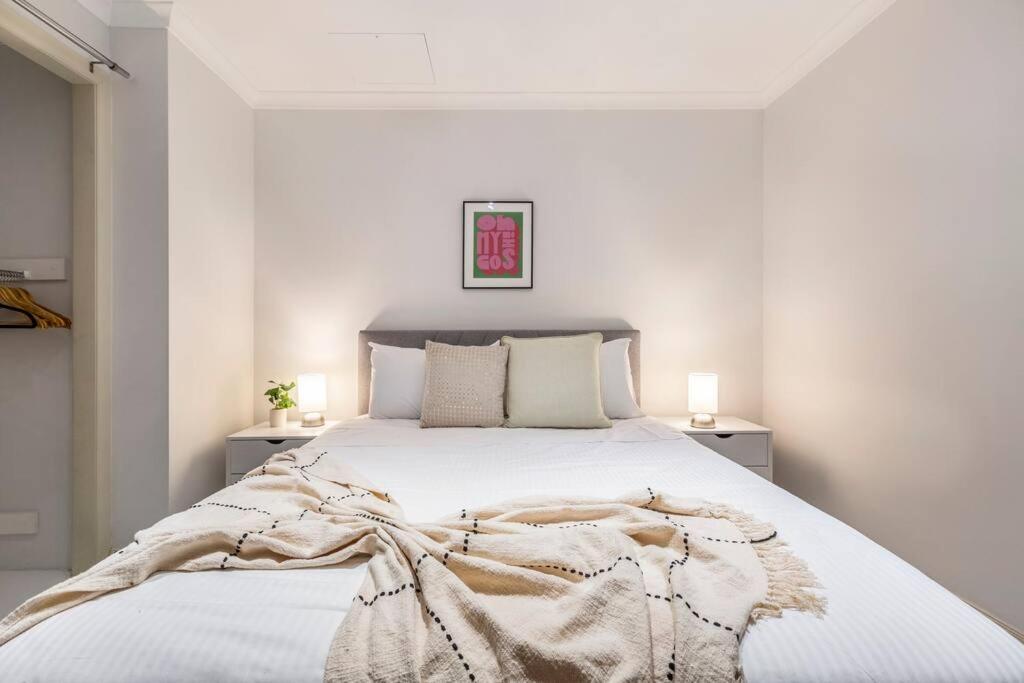 Luxury On Flinders Lane *