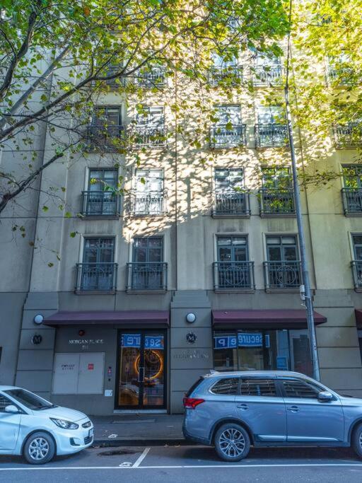 Luxury On Flinders Lane