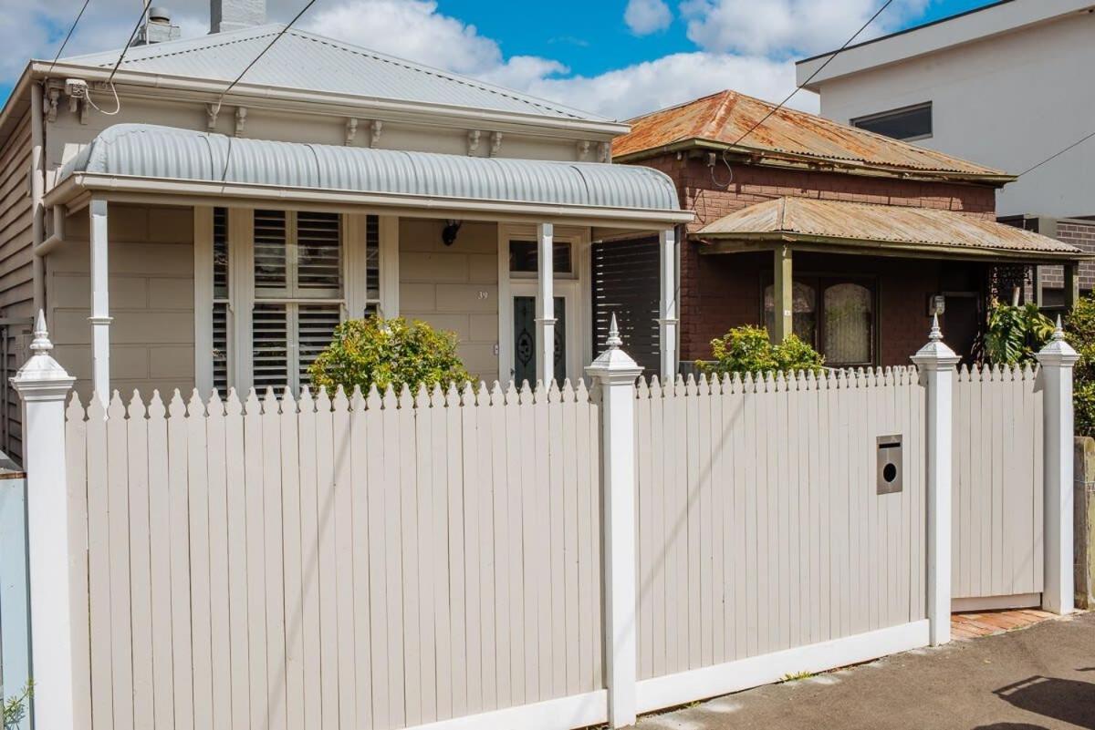 Sensational Renovated In Beautiful Seddon Melbourne