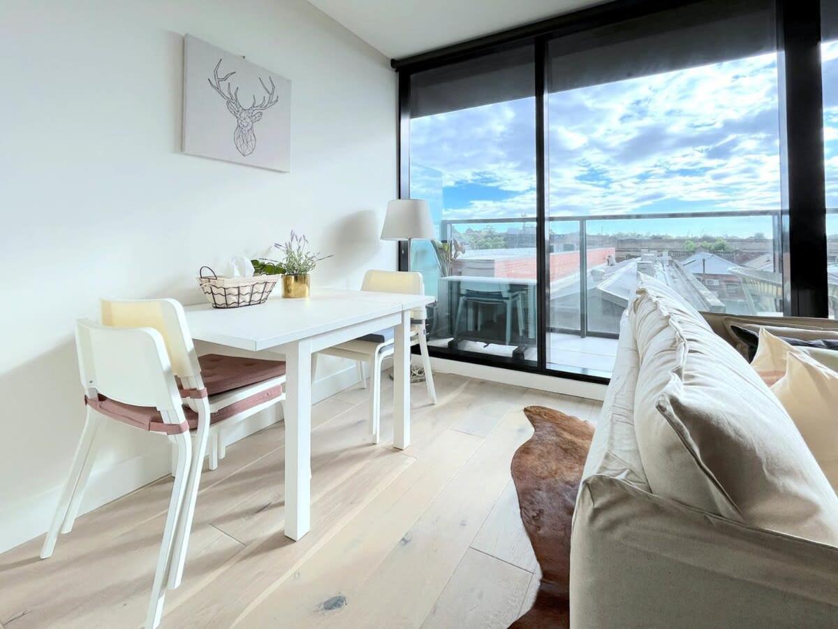 Apartment Camberwell Village One Smart Tv *