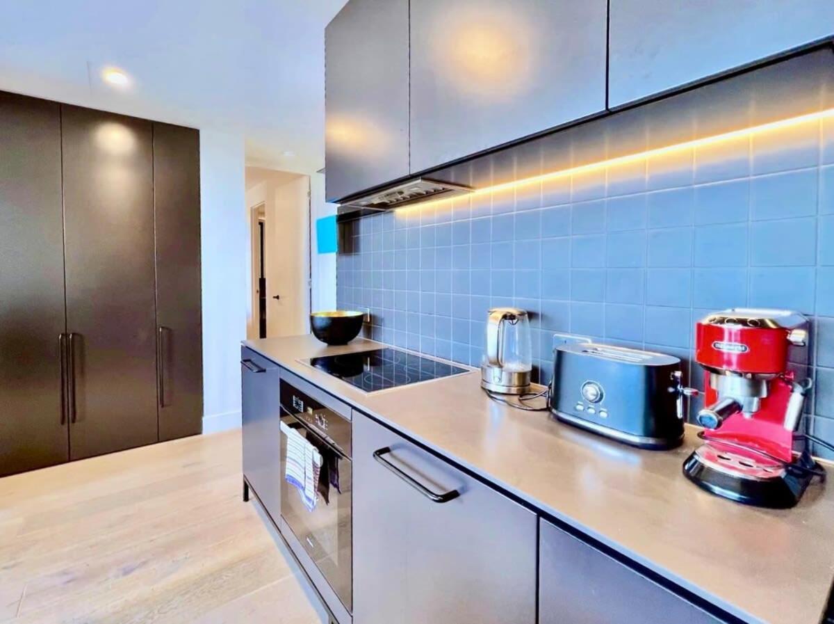 Apartment Camberwell Village One Smart Tv *