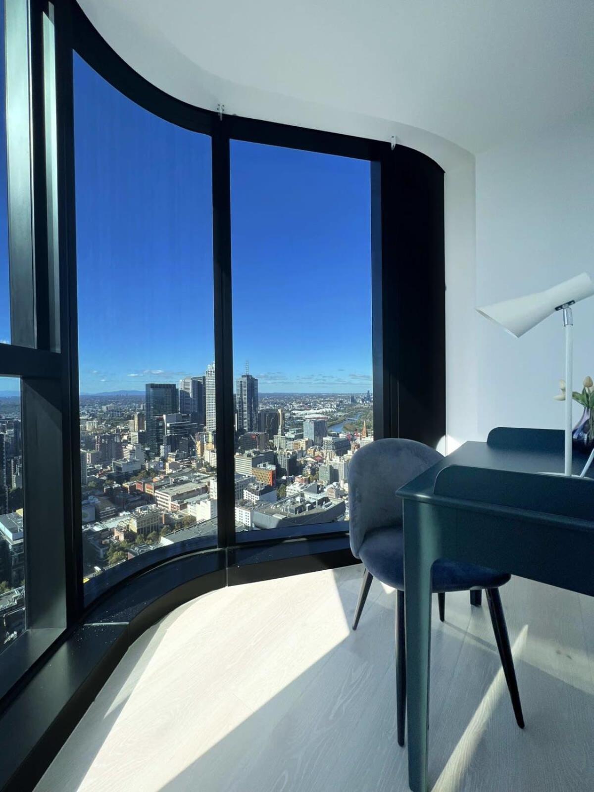 Beautiful 4b3b Cbd Free Wifi Melbourne