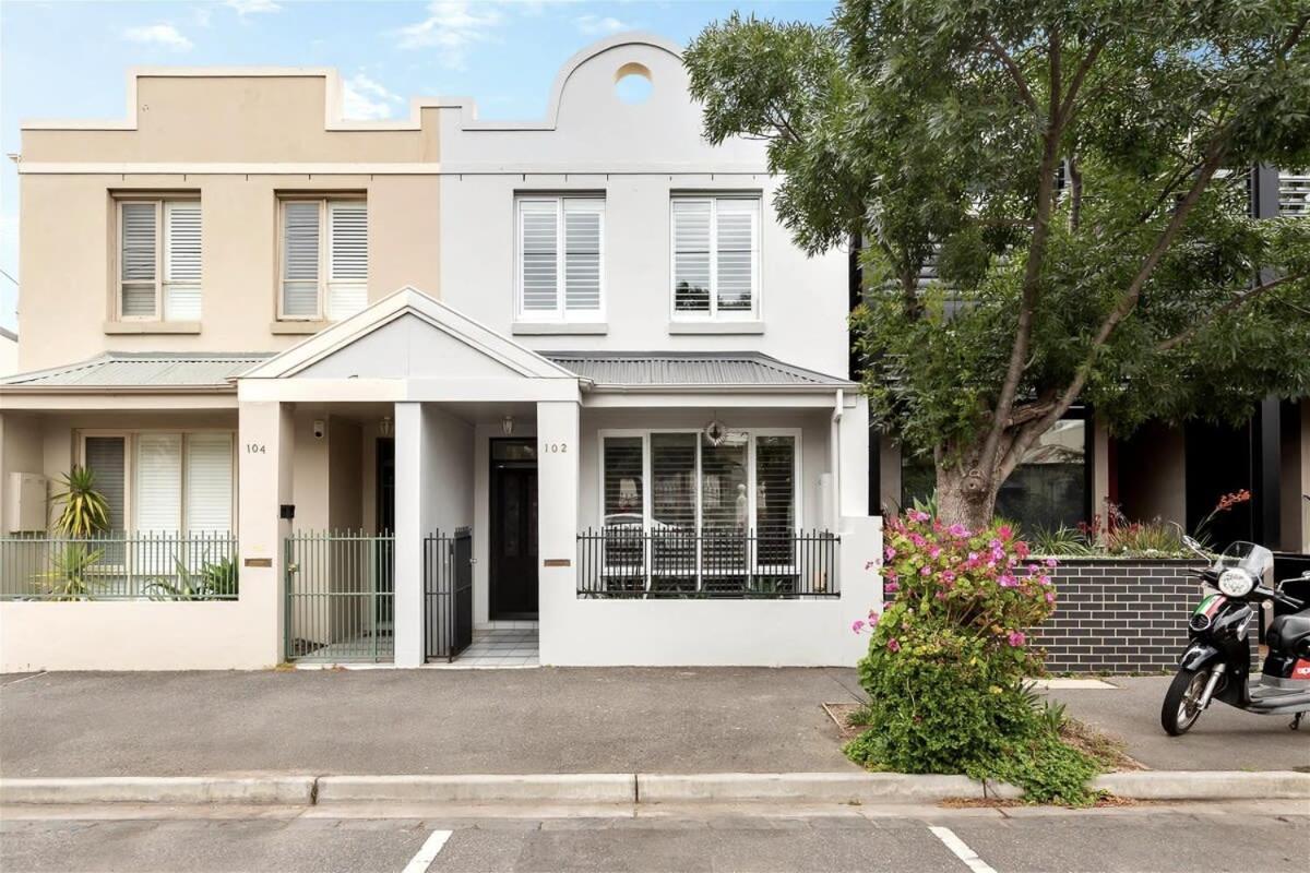 Brilliant Port Townhouse * Melbourne
