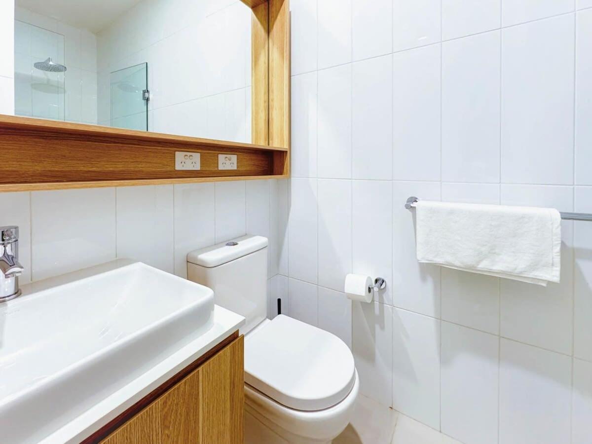 Bright 3 Level Townhouse Holiday home Melbourne