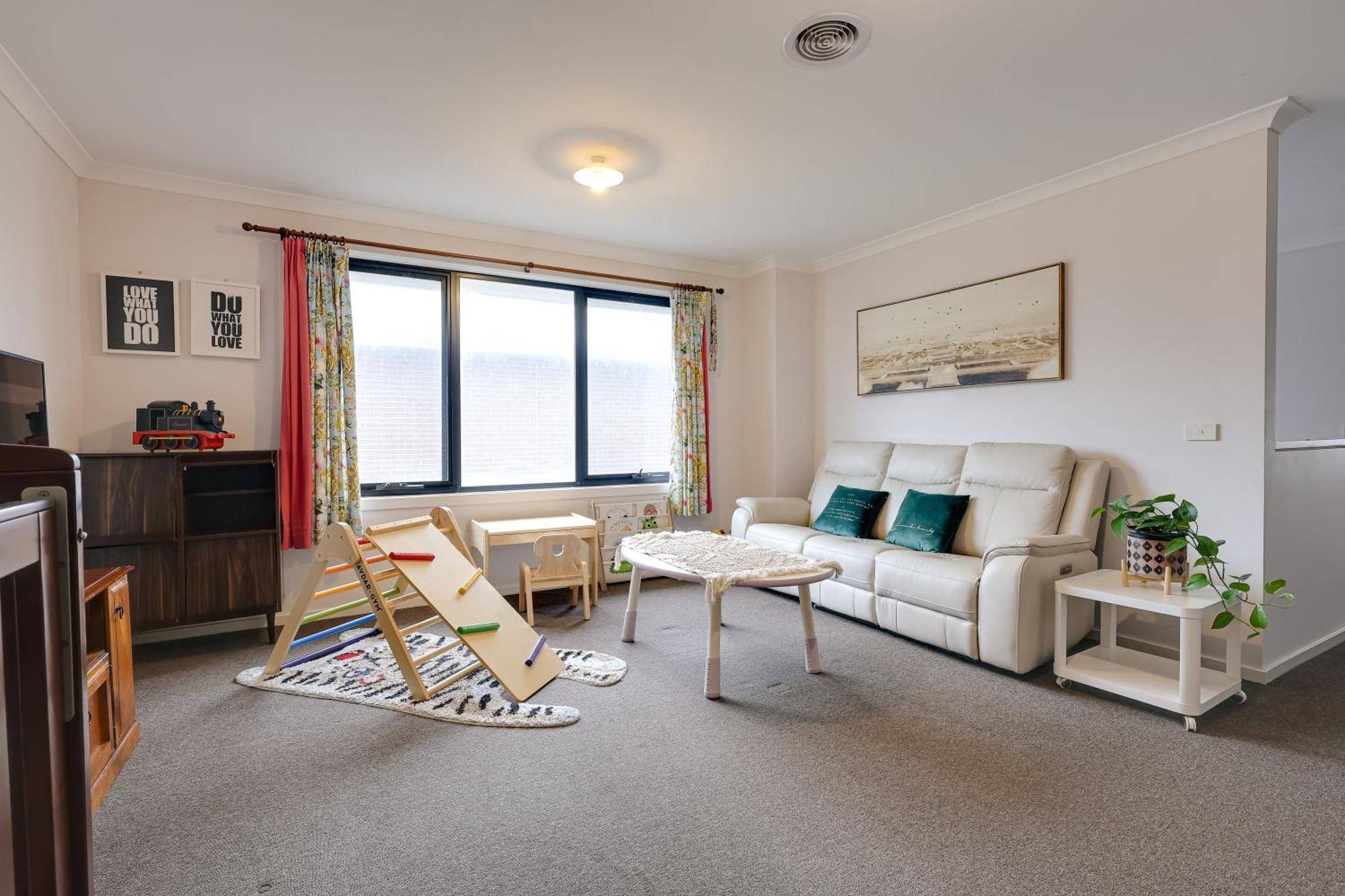 Stayau 5br Contemporary Getaway Point Cook *