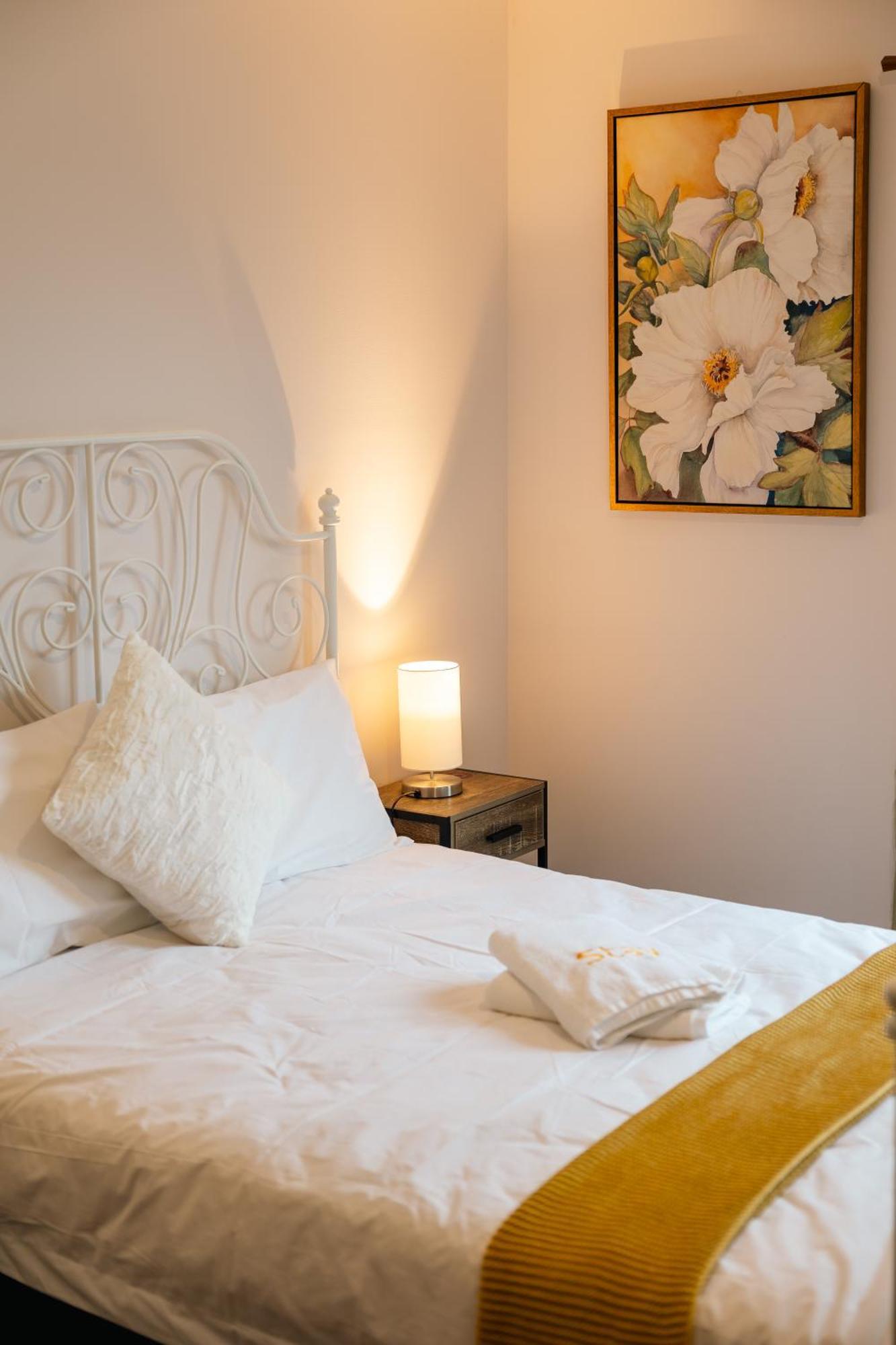 Stayau 5br Contemporary Getaway Point Cook Holiday home Melbourne