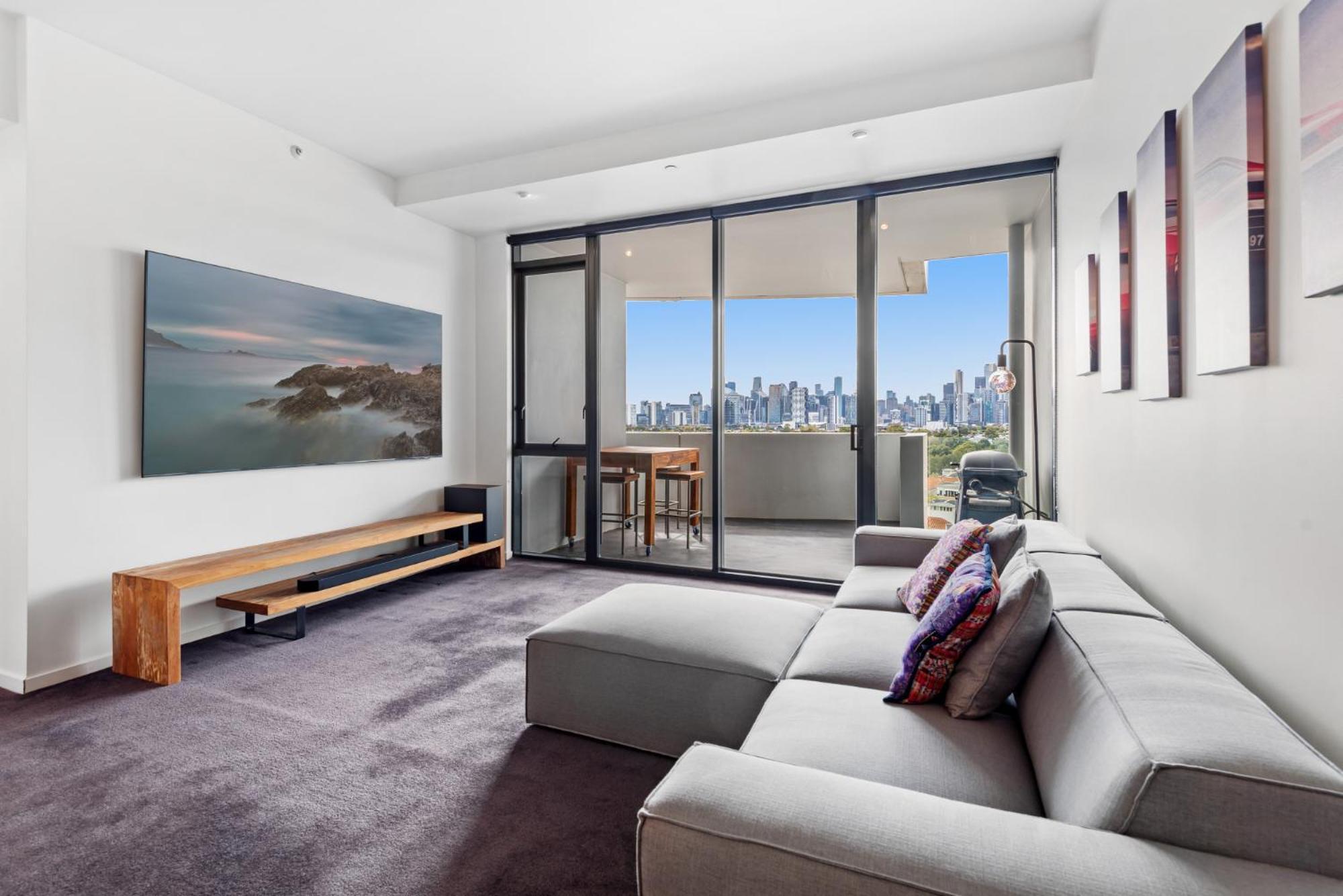 Apartment 2-bed, 500m From The With Pool, Gym & Sauna Melbourne