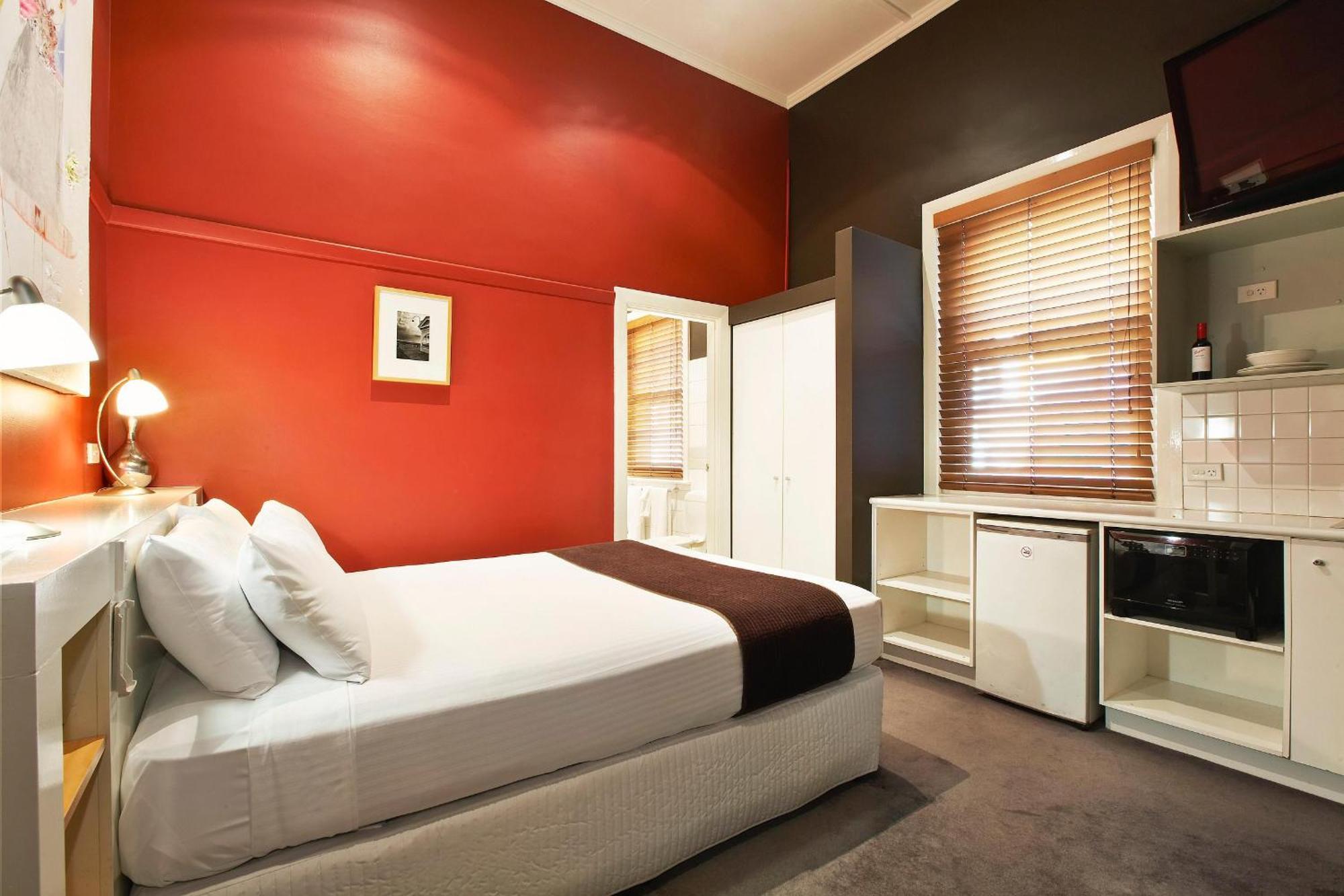 Hotel Tolarno 3*