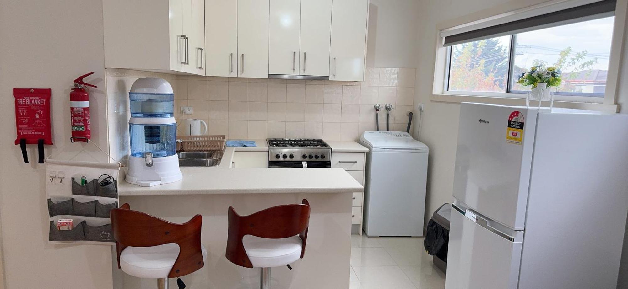 Apartment One Bedroom In Local Shopping Mall *