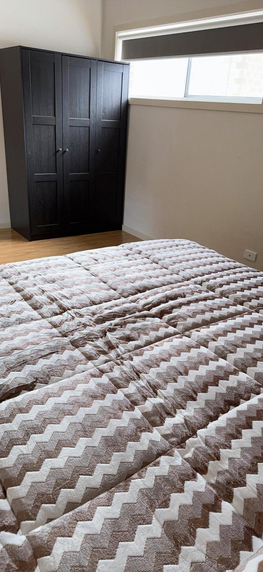 Apartment One Bedroom In Local Shopping Mall *