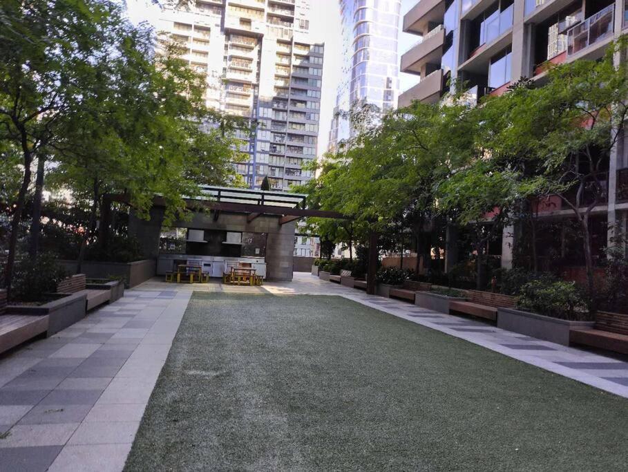 L6,1min To Southerncross, Free Tram,pool,gym Melbourne