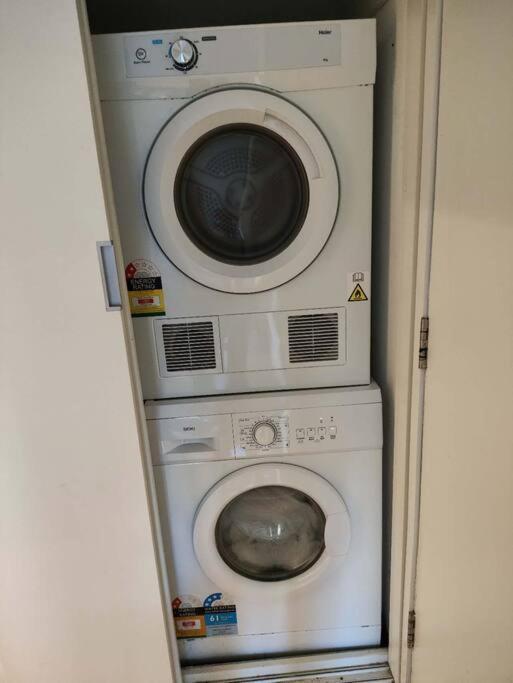 Apartment L6,1min To Southerncross, Free Tram,pool,gym *