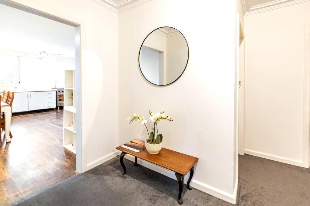 Holiday home Charming Near Airport & Cbd Melbourne