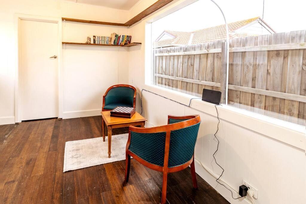 Holiday home Charming Near Airport & Cbd