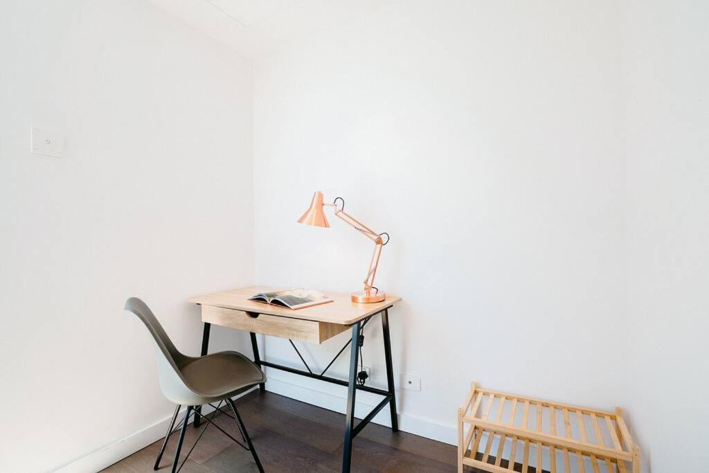 Apartment Absolute Bay View Waterfront Getaway Apt 2b2b1c Melbourne