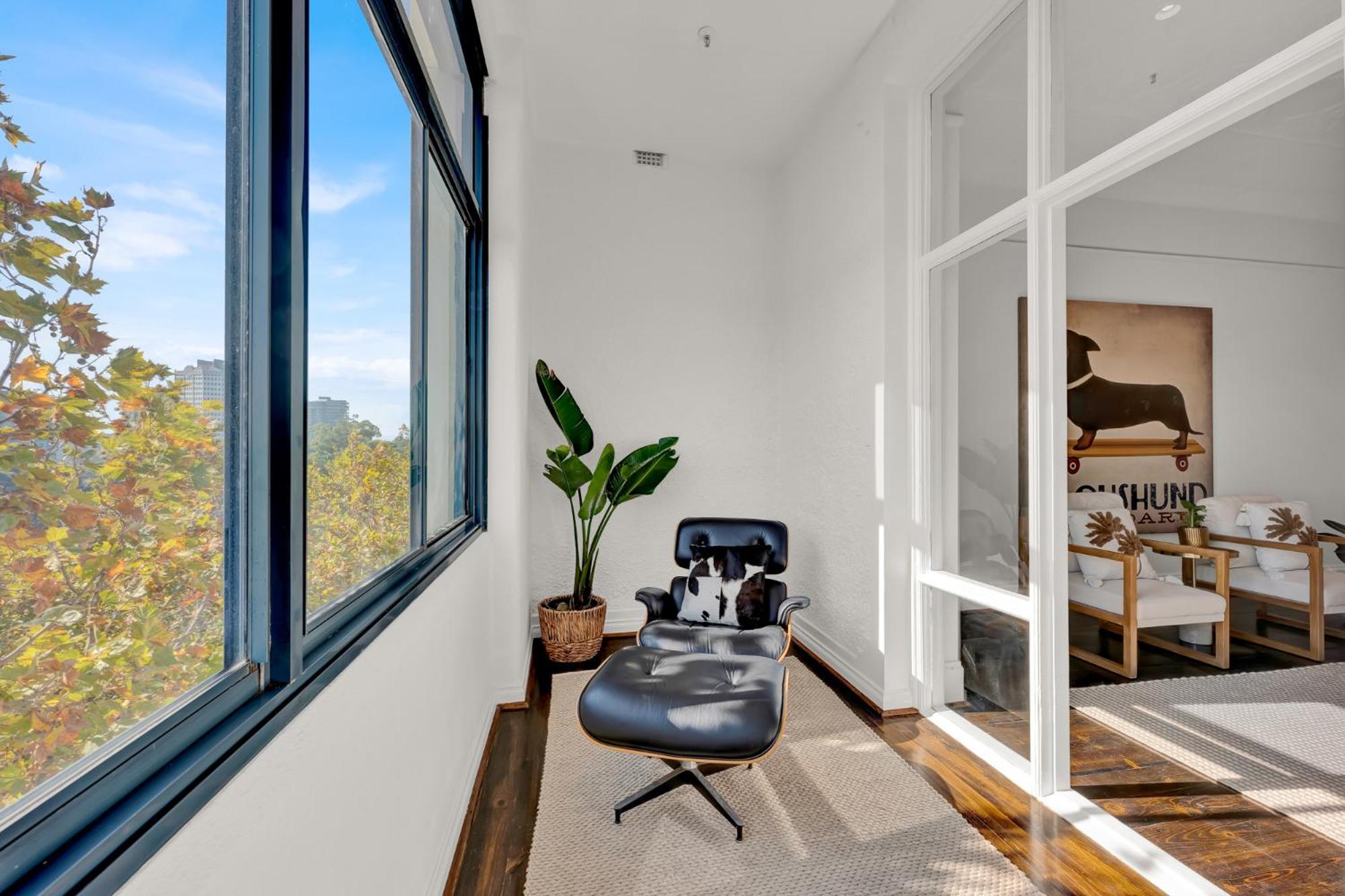 Apartment Paris End Of St Kilda