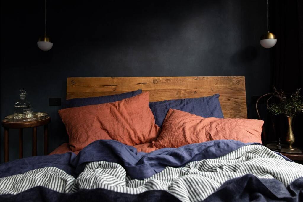 Apartment Luxury Sanctuary - Revel & Hide *