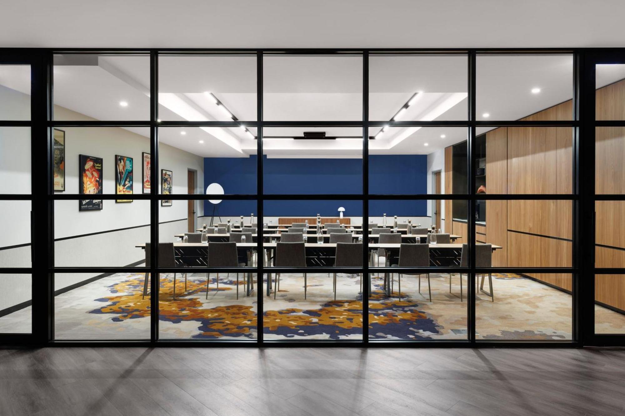 Le Meridien Hotel
