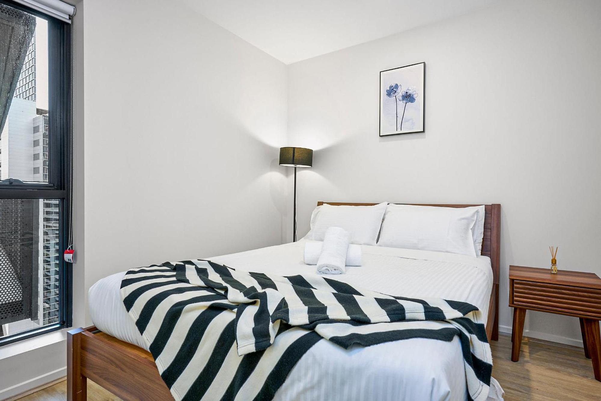 Luxe Lonsdale - Your City Retreat In * Melbourne