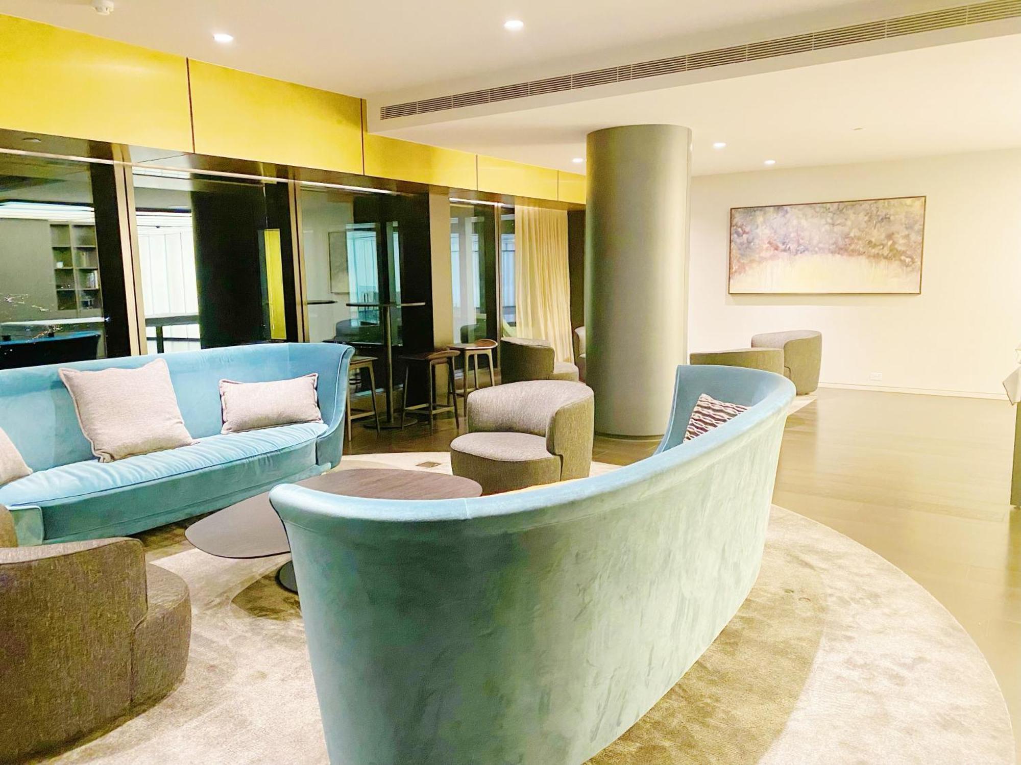 Luxury Steps Away From Crown * Melbourne