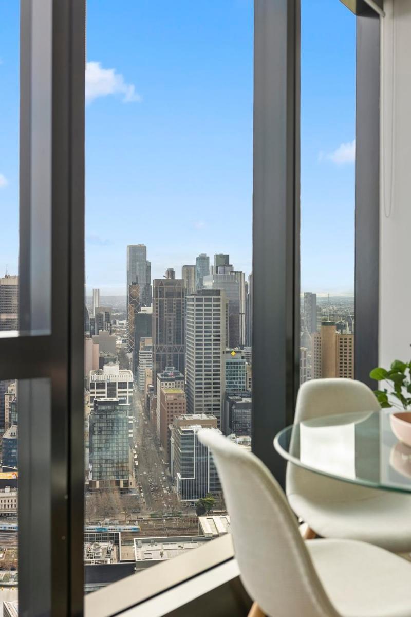 1 Bedroom With Breathtaking Views Apartment *