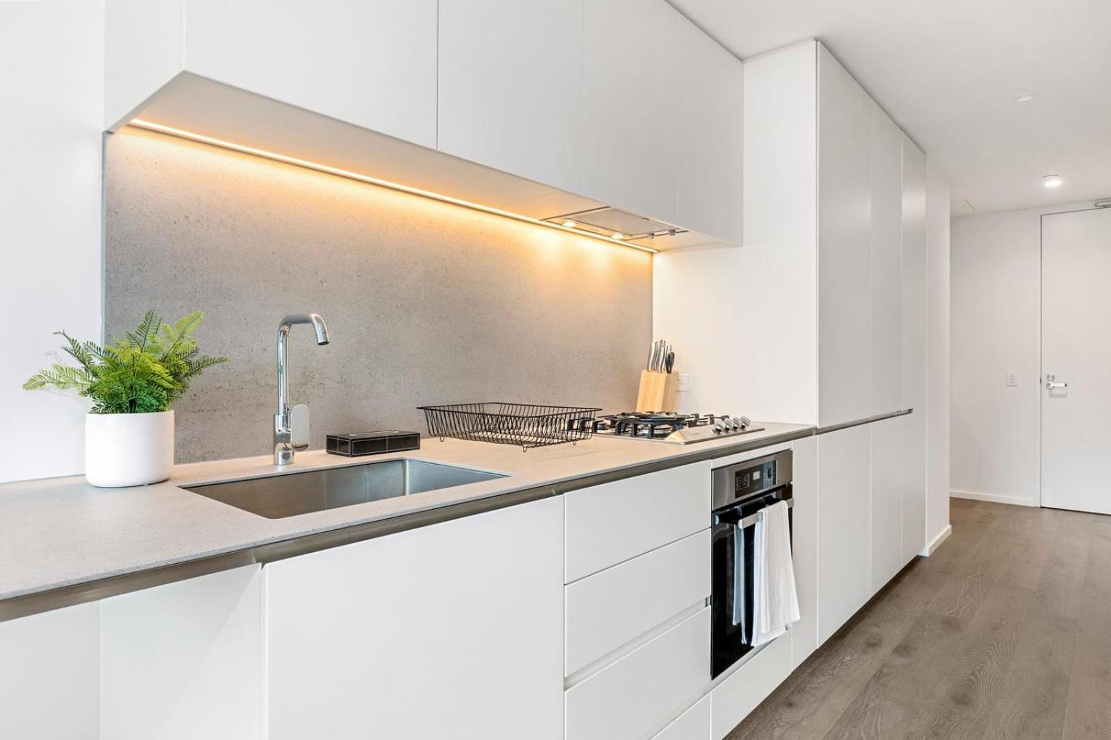1 Bedroom With Breathtaking Views Apartment *