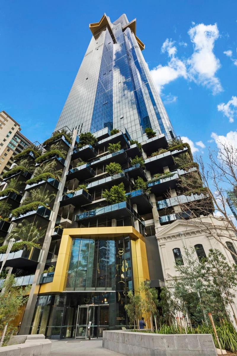 1 Bedroom With Breathtaking Views Apartment