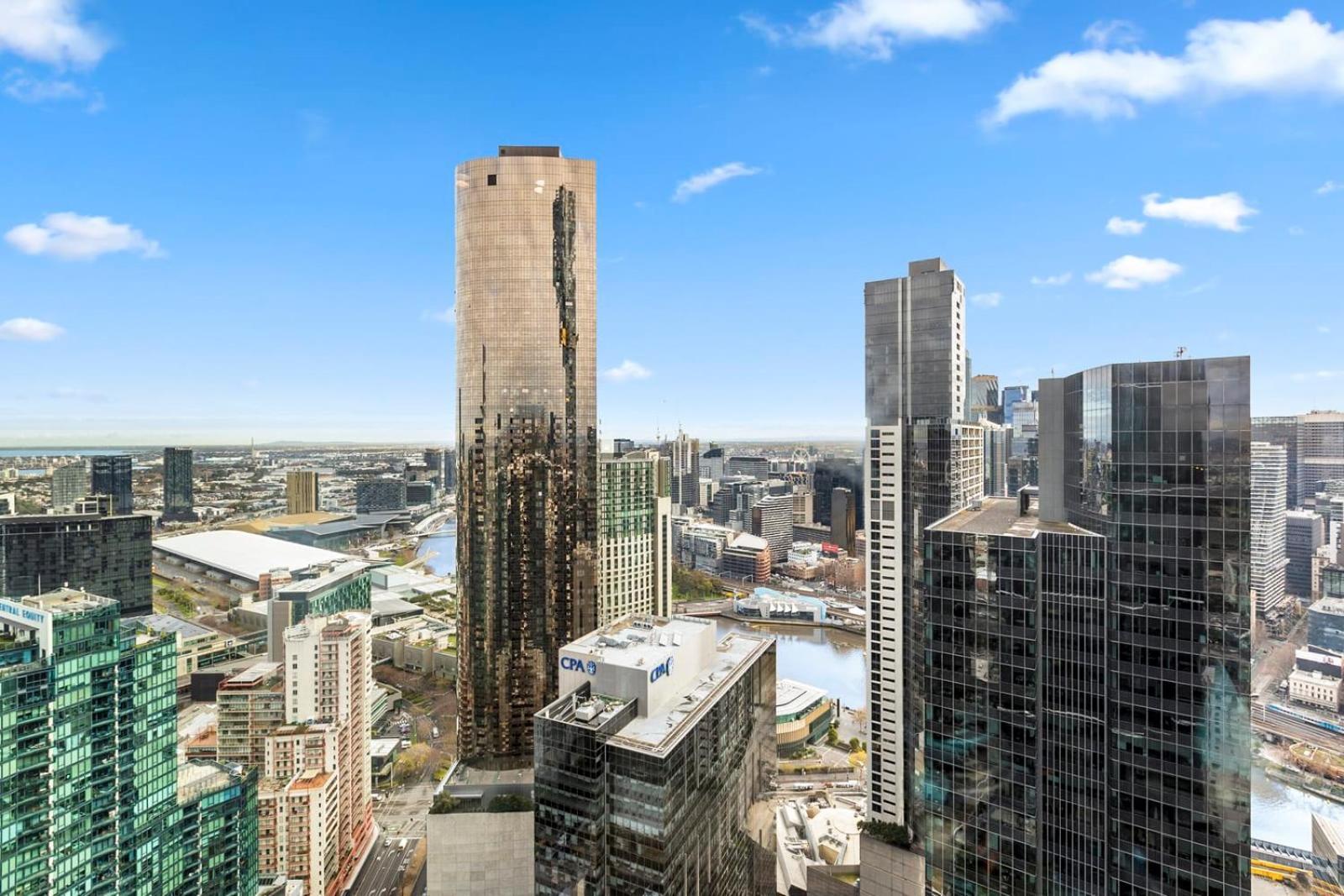 1 Bedroom With Breathtaking Views * Melbourne