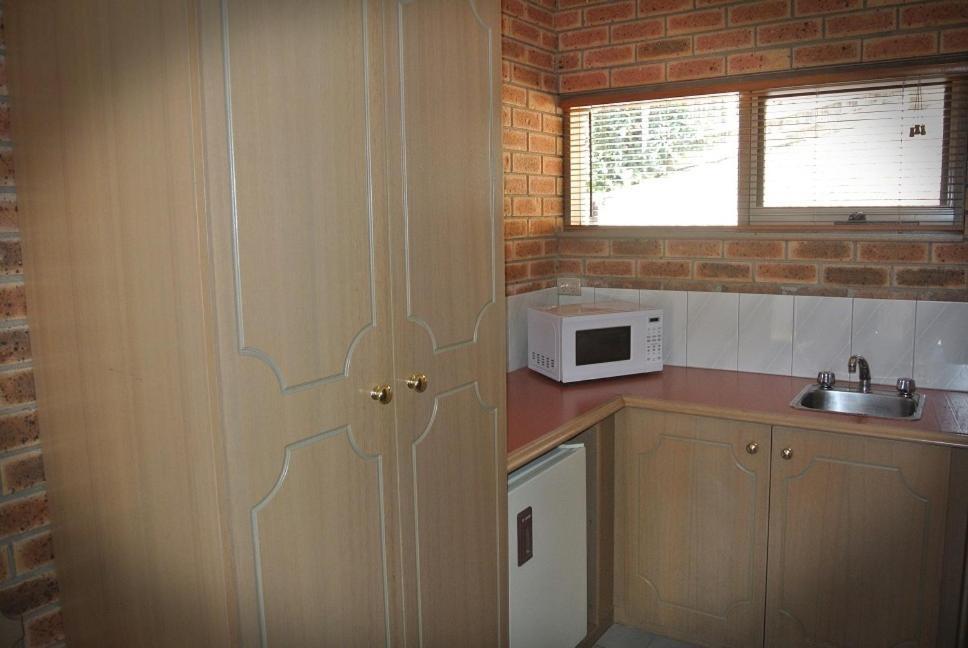 Motel Eltham Motor