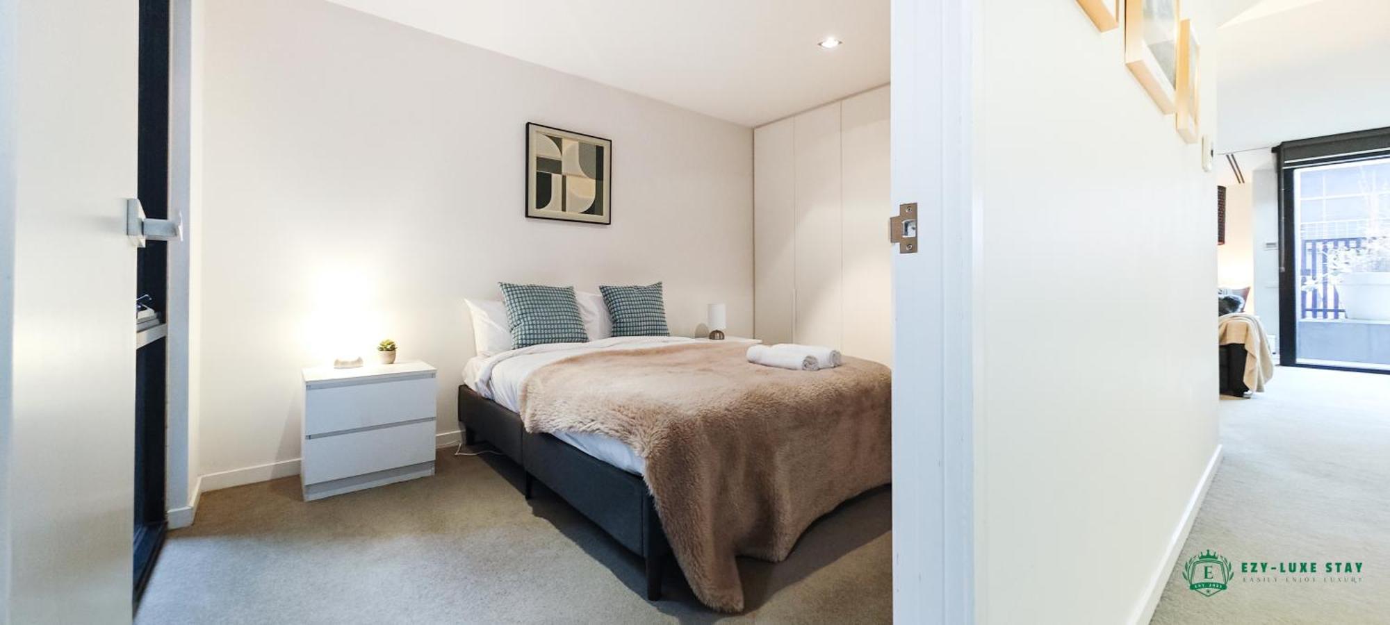 Apartment Heart Of Mel East Afl Season Start *