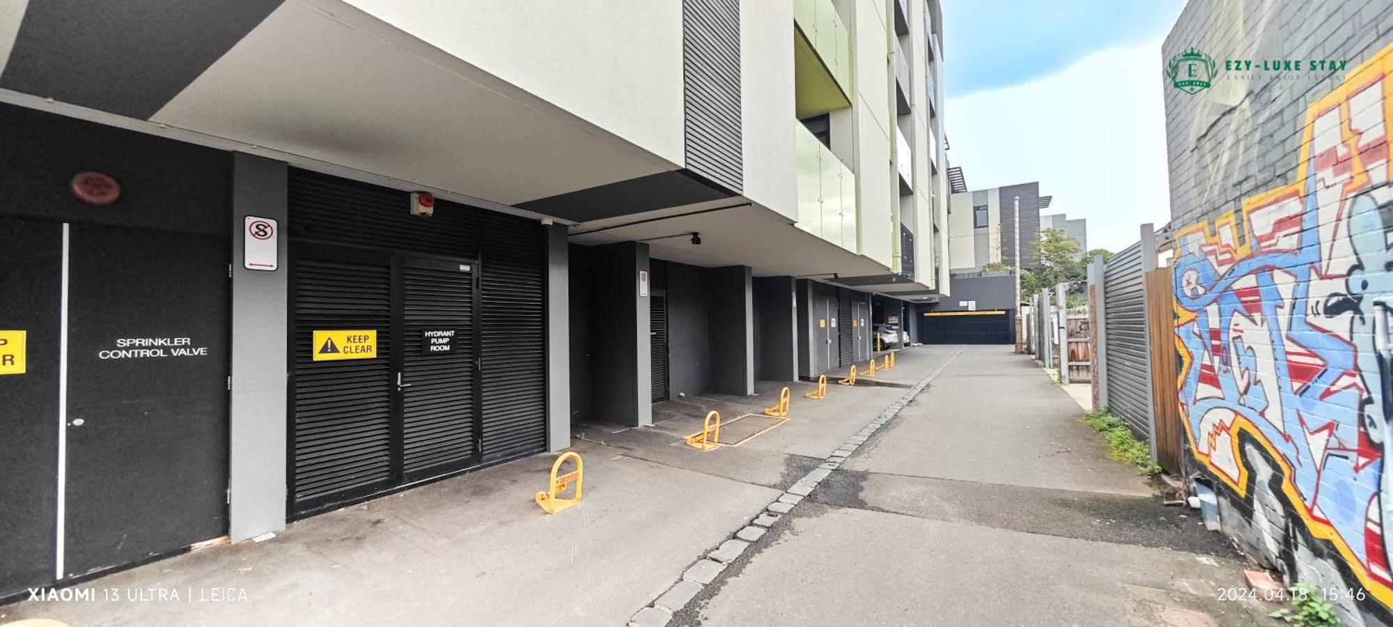 Apartment Heart Of Mel East Afl Season Start